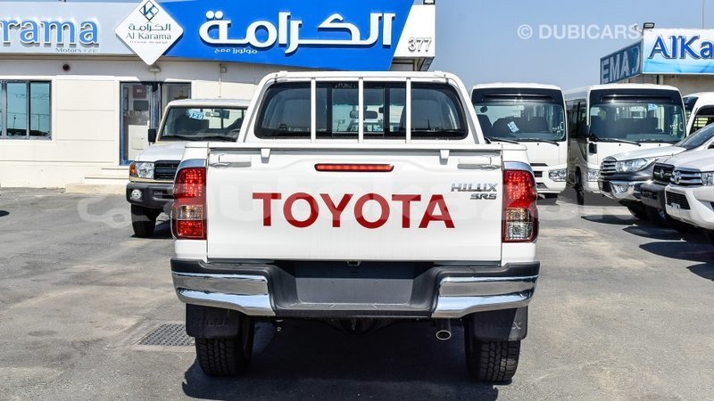 Big with watermark toyota hilux akmecet import dubai 2099