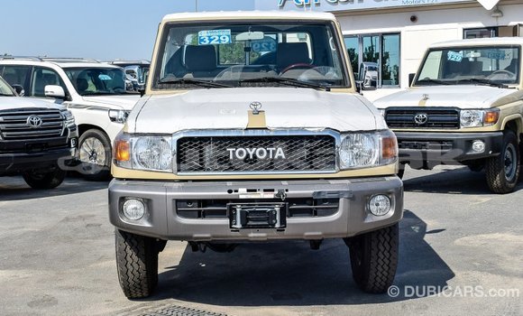 Buy Import Toyota Land Cruiser Beige Car in Import - Dubai in Akmecet Buy Import Toyota Land Cruiser Beige Car in Import - Dubai in Akmecet