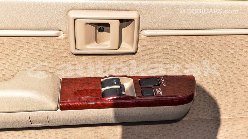 Big with watermark toyota land cruiser akmecet import dubai 2100