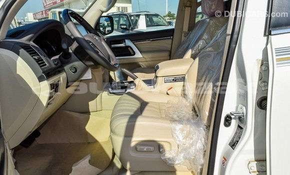 Buy Import Toyota Land Cruiser White Car in Import - Dubai in Akmecet Buy Import Toyota Land Cruiser White Car in Import - Dubai in Akmecet