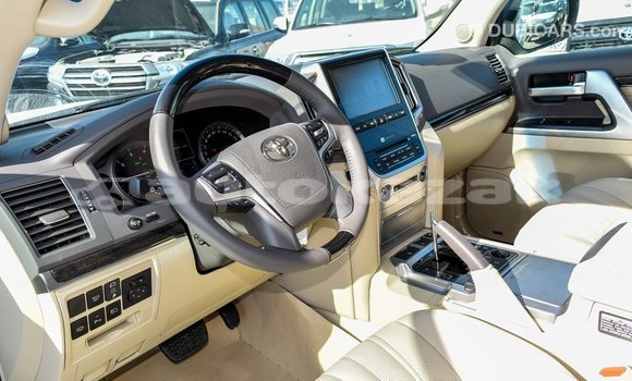 Buy Import Toyota Land Cruiser White Car in Import - Dubai in Akmecet Buy Import Toyota Land Cruiser White Car in Import - Dubai in Akmecet