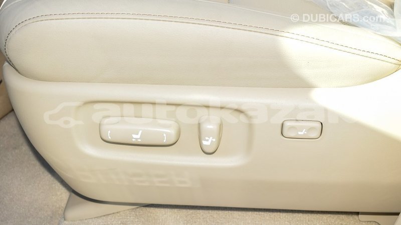 Big with watermark toyota land cruiser akmecet import dubai 2102