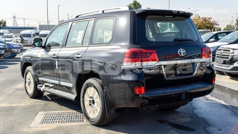 Big with watermark toyota land cruiser akmecet import dubai 2102