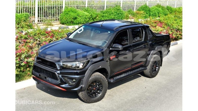 Big with watermark toyota hilux akmecet import dubai 2105