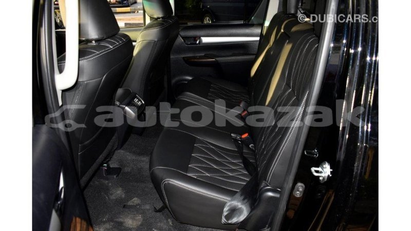 Big with watermark toyota hilux akmecet import dubai 2105