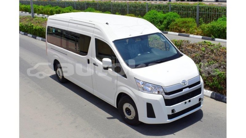 Big with watermark toyota hiace akmecet import dubai 2107
