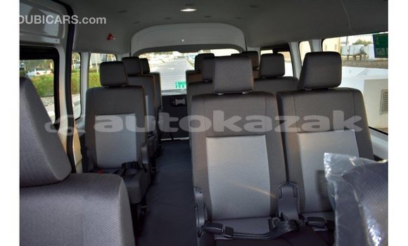 Buy Import Toyota Hiace White Car in Import - Dubai in Akmecet Buy Import Toyota Hiace White Car in Import - Dubai in Akmecet