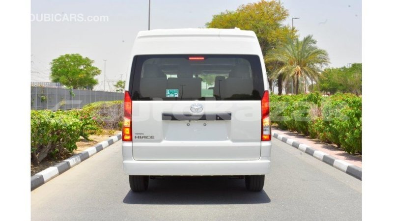 Big with watermark toyota hiace akmecet import dubai 2107