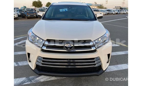 Buy Import Toyota Highlander White Car in Import - Dubai in Akmecet Buy Import Toyota Highlander White Car in Import - Dubai in Akmecet