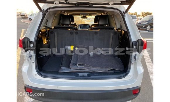 Buy Import Toyota Highlander White Car in Import - Dubai in Akmecet Buy Import Toyota Highlander White Car in Import - Dubai in Akmecet