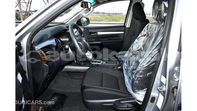 Big with watermark toyota hilux akmecet import dubai 2129