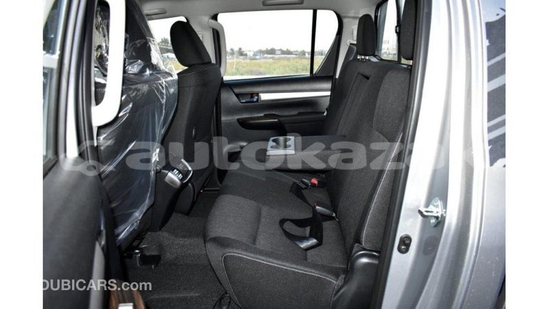 Big with watermark toyota hilux akmecet import dubai 2129