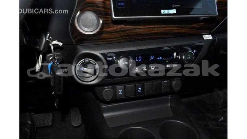 Big with watermark toyota hilux akmecet import dubai 2129