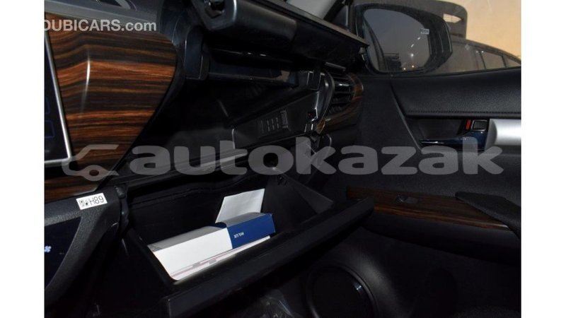 Big with watermark toyota hilux akmecet import dubai 2129