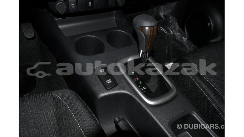 Big with watermark toyota hilux akmecet import dubai 2129