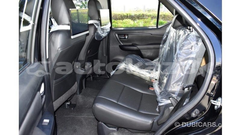 Big with watermark toyota fortuner akmecet import dubai 2134