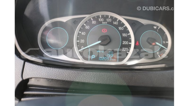 Big with watermark ford club wagon akmecet import dubai 2137