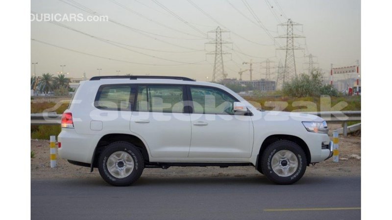 Big with watermark toyota land cruiser akmecet import dubai 2139