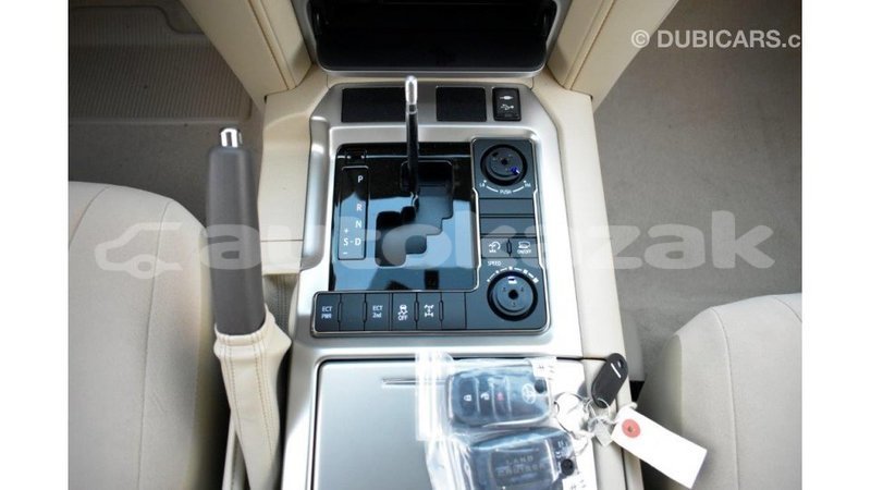 Big with watermark toyota land cruiser akmecet import dubai 2139