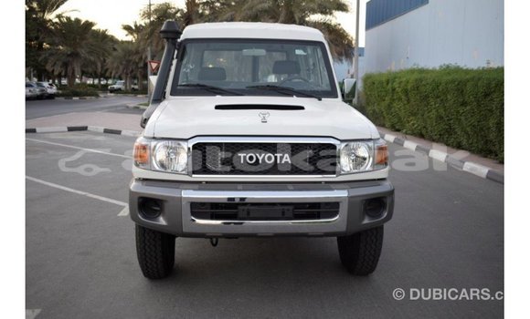 Buy Import Toyota Land Cruiser White Car in Import - Dubai in Akmecet Buy Import Toyota Land Cruiser White Car in Import - Dubai in Akmecet