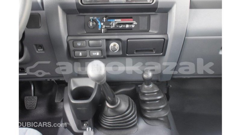 Big with watermark toyota land cruiser akmecet import dubai 2140
