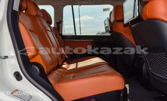 Buy Import Toyota Land Cruiser White Car in Import - Dubai in Akmecet Buy Import Toyota Land Cruiser White Car in Import - Dubai in Akmecet