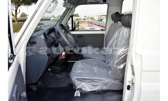 Buy Import Toyota Land Cruiser White Car in Import - Dubai in Akmecet Buy Import Toyota Land Cruiser White Car in Import - Dubai in Akmecet