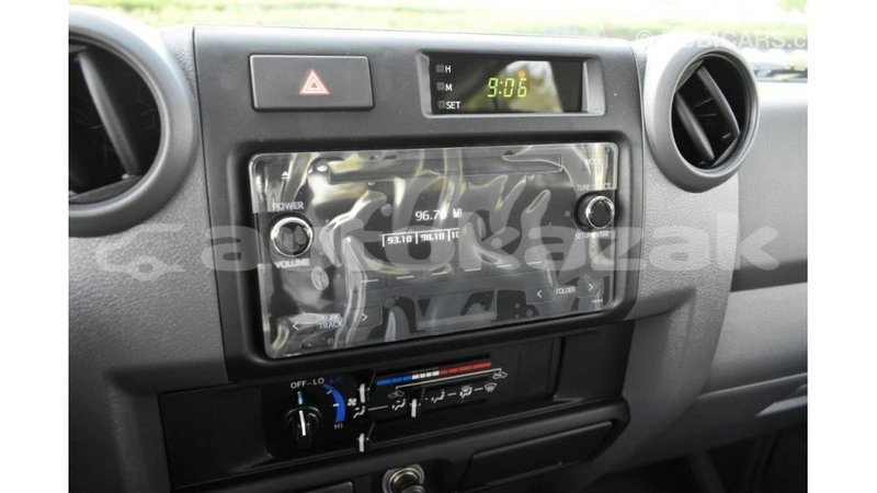 Big with watermark toyota land cruiser akmecet import dubai 2155