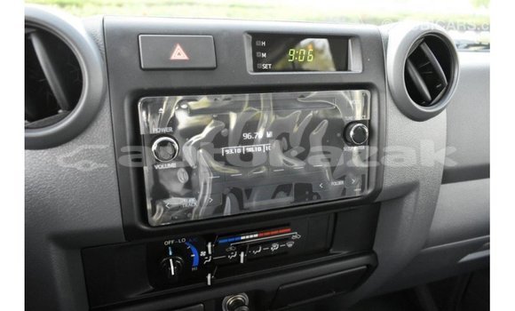 Buy Import Toyota Land Cruiser White Car in Import - Dubai in Akmecet Buy Import Toyota Land Cruiser White Car in Import - Dubai in Akmecet