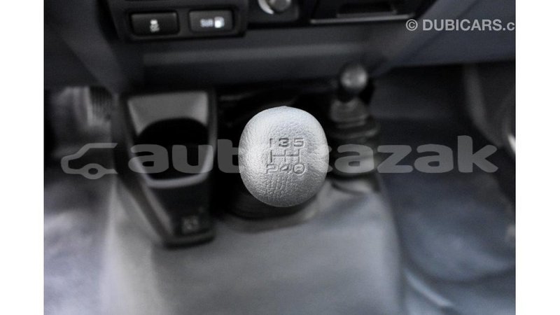 Big with watermark toyota land cruiser akmecet import dubai 2155