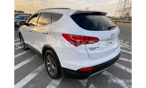 Buy Import Hyundai Santa Fe White Car in Import - Dubai in Akmecet Buy Import Hyundai Santa Fe White Car in Import - Dubai in Akmecet