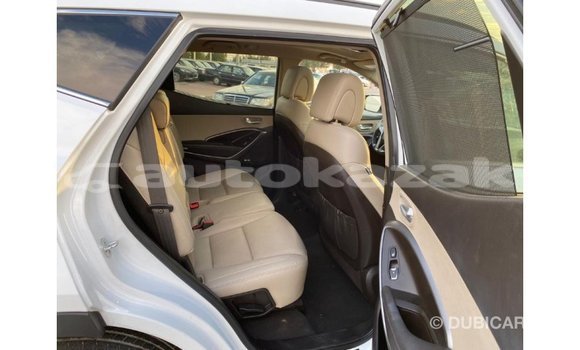 Buy Import Hyundai Santa Fe White Car in Import - Dubai in Akmecet Buy Import Hyundai Santa Fe White Car in Import - Dubai in Akmecet