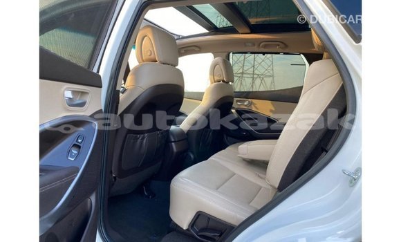 Buy Import Hyundai Santa Fe White Car in Import - Dubai in Akmecet Buy Import Hyundai Santa Fe White Car in Import - Dubai in Akmecet
