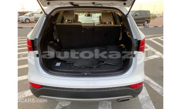Buy Import Hyundai Santa Fe White Car in Import - Dubai in Akmecet Buy Import Hyundai Santa Fe White Car in Import - Dubai in Akmecet