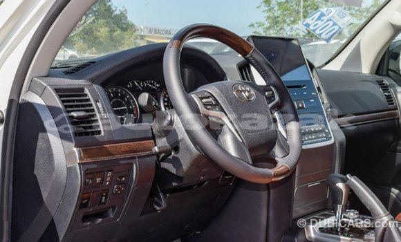 Buy Import Toyota Land Cruiser White Car in Import - Dubai in Akmecet Buy Import Toyota Land Cruiser White Car in Import - Dubai in Akmecet
