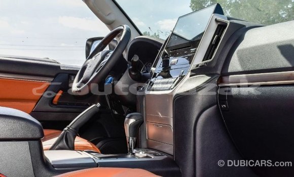 Buy Import Toyota Land Cruiser White Car in Import - Dubai in Akmecet Buy Import Toyota Land Cruiser White Car in Import - Dubai in Akmecet