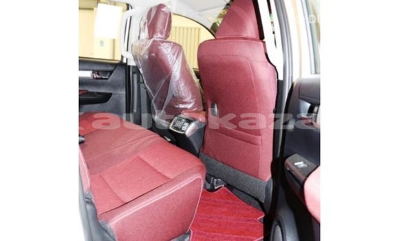 Buy Import Toyota Hilux White Car in Import - Dubai in Akmecet Buy Import Toyota Hilux White Car in Import - Dubai in Akmecet