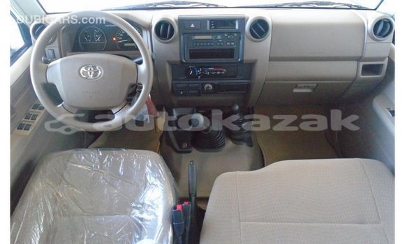 Buy Import Toyota Land Cruiser White Car in Import - Dubai in Akmecet Buy Import Toyota Land Cruiser White Car in Import - Dubai in Akmecet