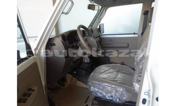 Buy Import Toyota Land Cruiser White Car in Import - Dubai in Akmecet Buy Import Toyota Land Cruiser White Car in Import - Dubai in Akmecet