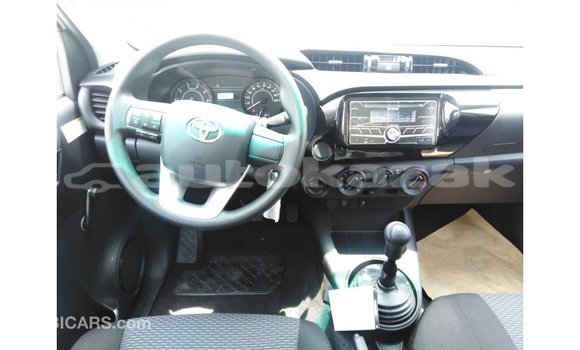 Buy Import Toyota Hilux White Car in Import - Dubai in Akmecet Buy Import Toyota Hilux White Car in Import - Dubai in Akmecet