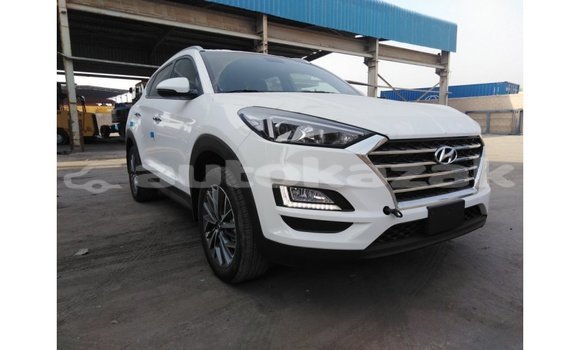 Buy Import Hyundai Tucson White Car in Import - Dubai in Akmecet Buy Import Hyundai Tucson White Car in Import - Dubai in Akmecet