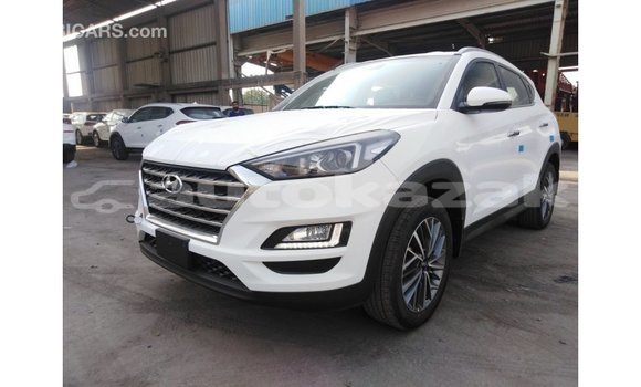 Buy Import Hyundai Tucson White Car in Import - Dubai in Akmecet Buy Import Hyundai Tucson White Car in Import - Dubai in Akmecet