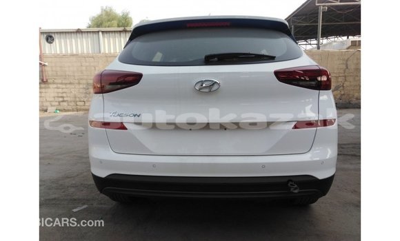Buy Import Hyundai Tucson White Car in Import - Dubai in Akmecet Buy Import Hyundai Tucson White Car in Import - Dubai in Akmecet