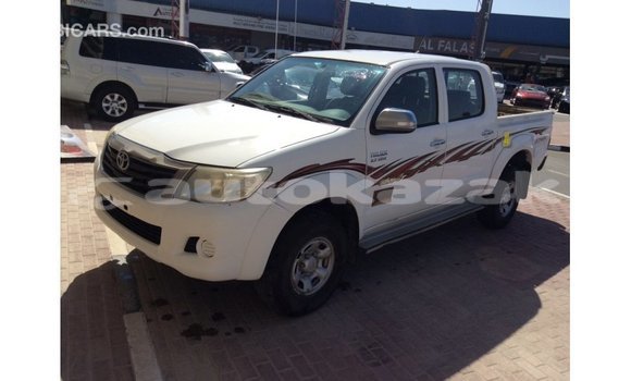 Buy Import Toyota Hilux White Car in Import - Dubai in Akmecet Buy Import Toyota Hilux White Car in Import - Dubai in Akmecet