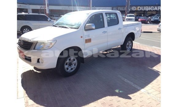 Buy Import Toyota Hilux White Car in Import - Dubai in Akmecet Buy Import Toyota Hilux White Car in Import - Dubai in Akmecet
