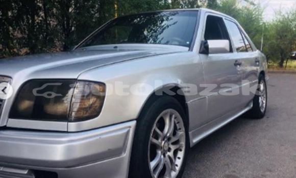Buy Used Mercedes-Benz E-klasse Silver Car in Taldikorgan in Almati
