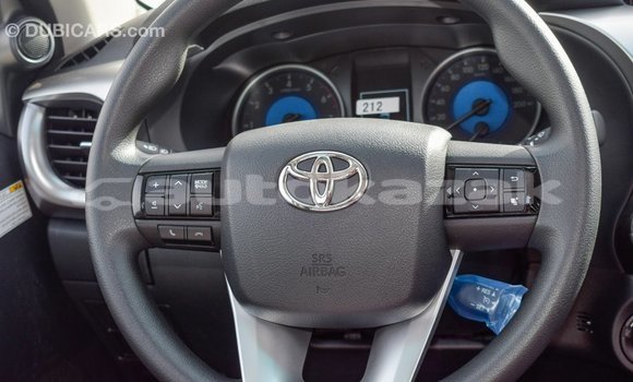 Buy Import Toyota Hilux White Car in Import - Dubai in Akmecet Buy Import Toyota Hilux White Car in Import - Dubai in Akmecet