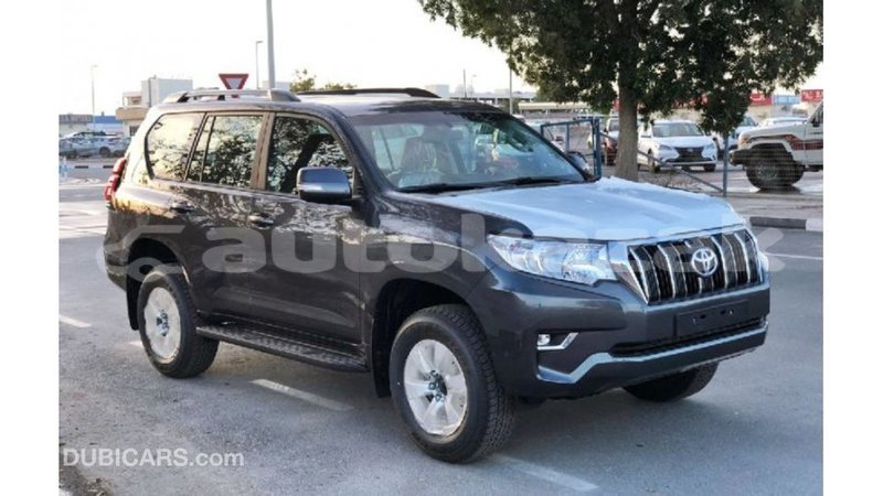Big with watermark toyota prado akmecet import dubai 2267