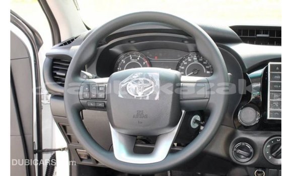 Buy Import Toyota Hilux White Car in Import - Dubai in Akmecet Buy Import Toyota Hilux White Car in Import - Dubai in Akmecet