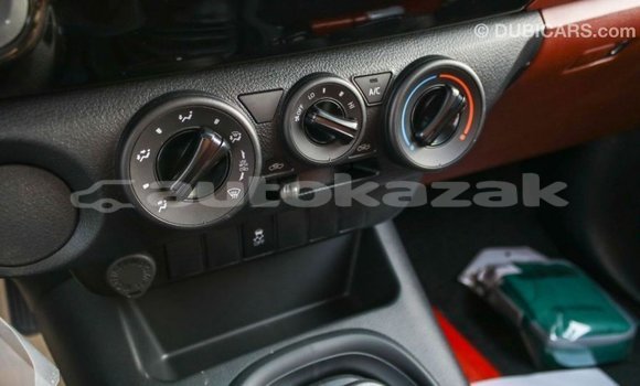 Buy Import Toyota Hilux White Car in Import - Dubai in Akmecet Buy Import Toyota Hilux White Car in Import - Dubai in Akmecet